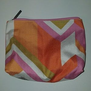 Clinique Bags - Clinique makeup bag Clinique Bags - Clinique makeup bag